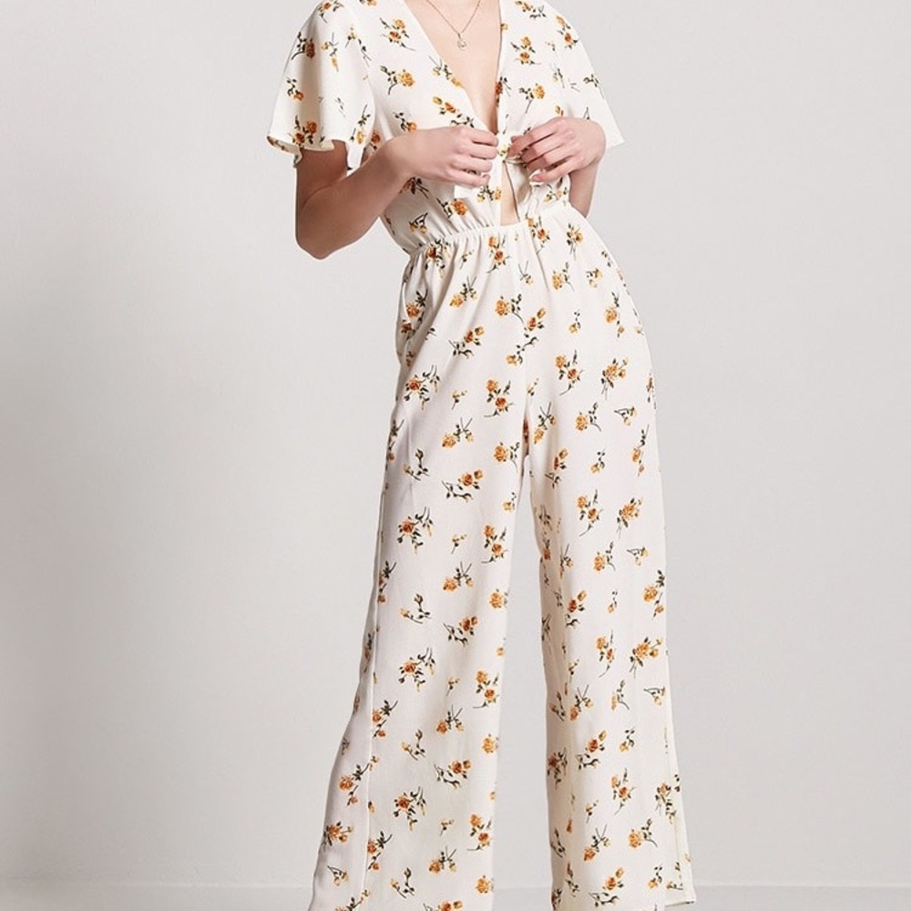 Floral flowy V Neck Romper